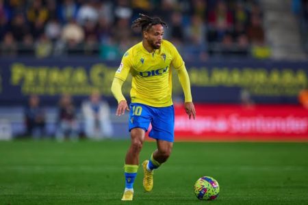 Foot/ transfert : Théo Bongonda vers le championnat russe