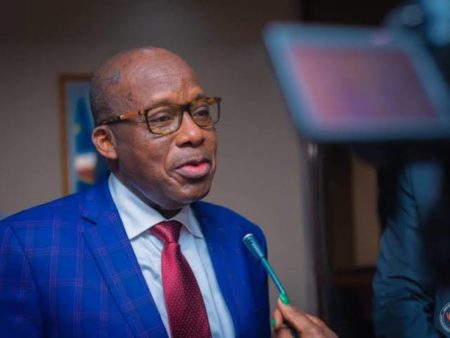 RDC : les explications de Lutundula sur la carence de passeport
