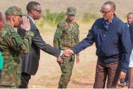 Rwanda : Paul Kagame nomme James Kabarebe ministre des Affaires étrangères
