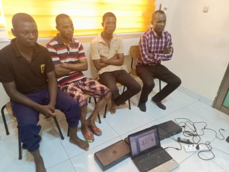 Élections : un réseau de fabricants de fausses cartes d’électeur démantelé à N’djili