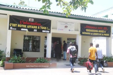 Médias: JED déplore des tentatives répétées de museler la presse sous Tshisekedi