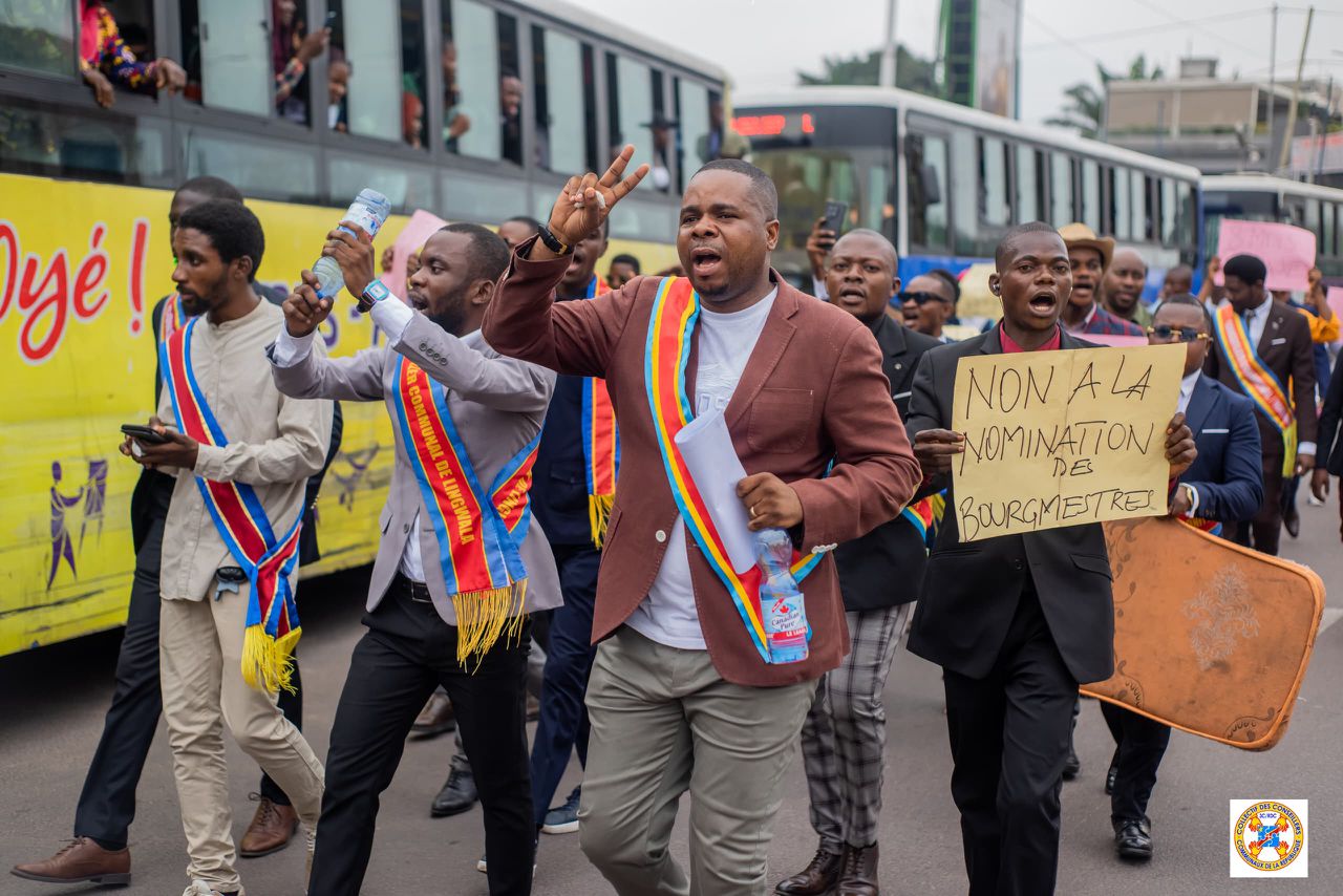 RDC : les conseillers communaux annoncent un sit-in devant la primature ...