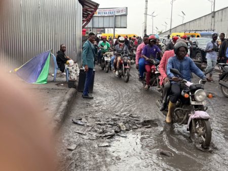 SOS orphelins ou enfants en malformation : ce curieux phénomène dans le rues de Kinshasa
