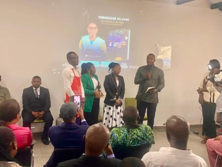 « Des rêves en action: l’audace d’entreprendre en RDC » : l’ouvrage motivant de la jeune entrepreneure Nelly Katchelewa