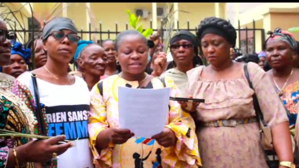 Kinshasa : des femmes appellent l’Assemblée provinciale à désapprouver le gouvernement Bumba pour non-respect de la parité