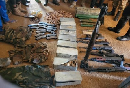 Ituri : les FARDC découvrent une nouvelle cache d’armes à Djugu