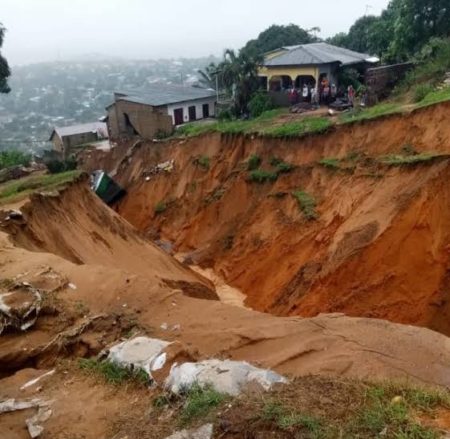 Kinshasa : au moins trois morts après la pluie