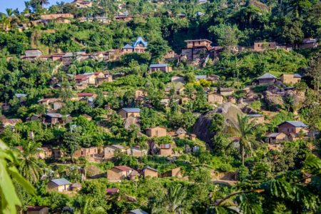 Sud-Kivu : déplacement massif de populations à Bulambika suite aux affrontements entre FARDC et M23