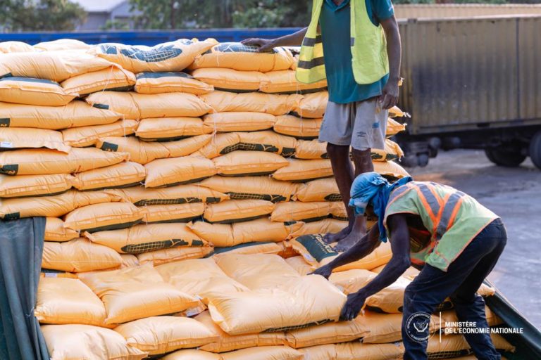 Mbuji-Mayi : le sac de farine de maïs passe à 20 000 francs Congolais grâce à la subvention de l’État